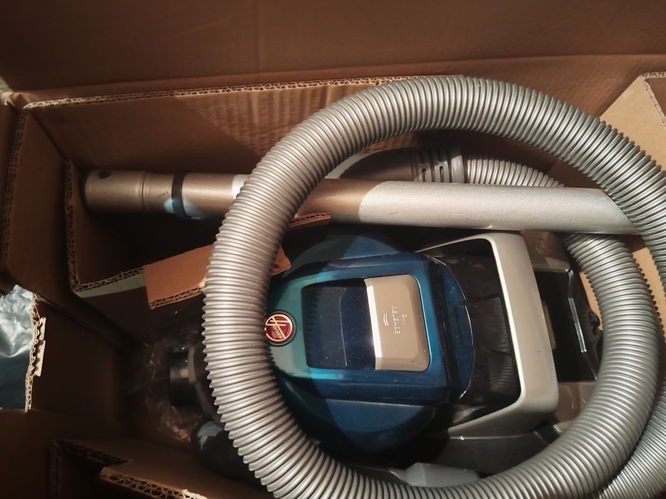 Продавам 2 броя прахосмукачки