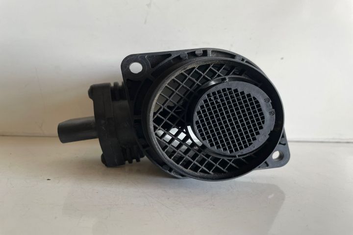 Debitmetru  Bosch 0281002531 Volkswagen VW Touran prima generatie ser