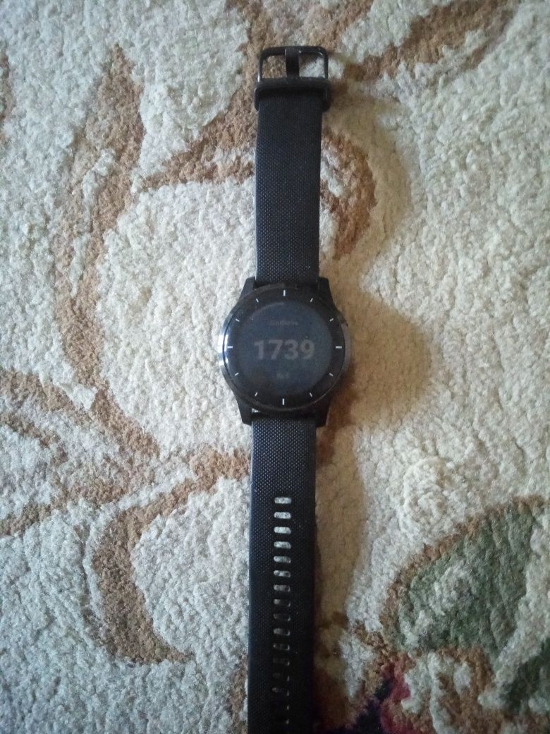 Garmin vivoactive 4