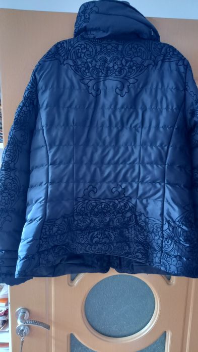 Vand geaca/ jacheta dama toamna-iarna,bleumarin,2XL- marime IT,cu mode
