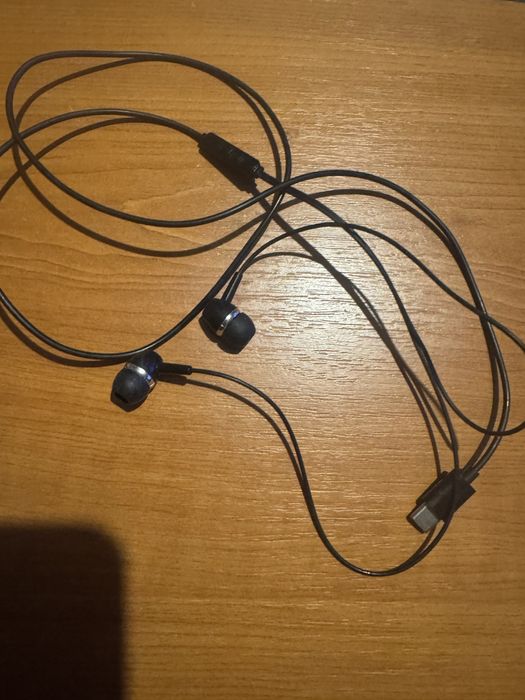 Casti audio pentru telefoane