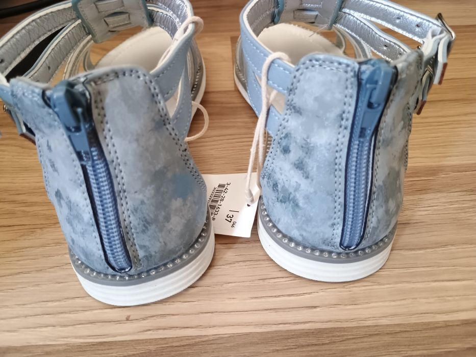 Страхотни сандали 37 номер  funky girl