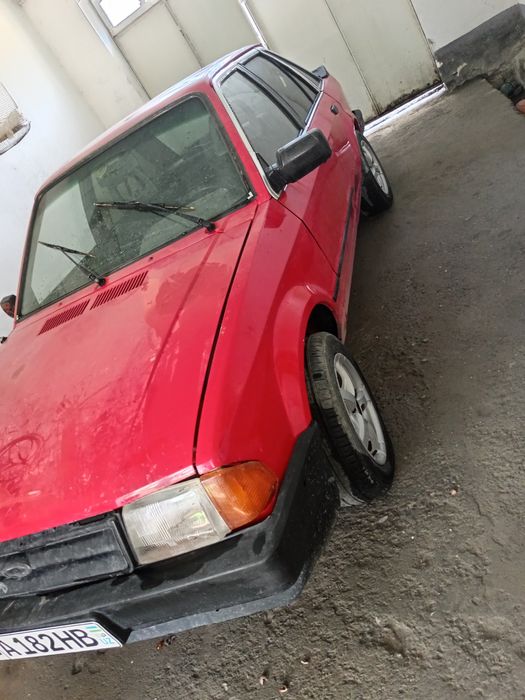 FORD srochni sotiladi kelishtirib beramiz