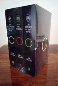 Trilogia Stapanul Inelelor - boxed set in engleza