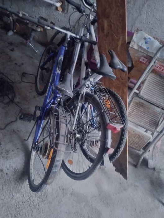 Vând biciclete la pachet