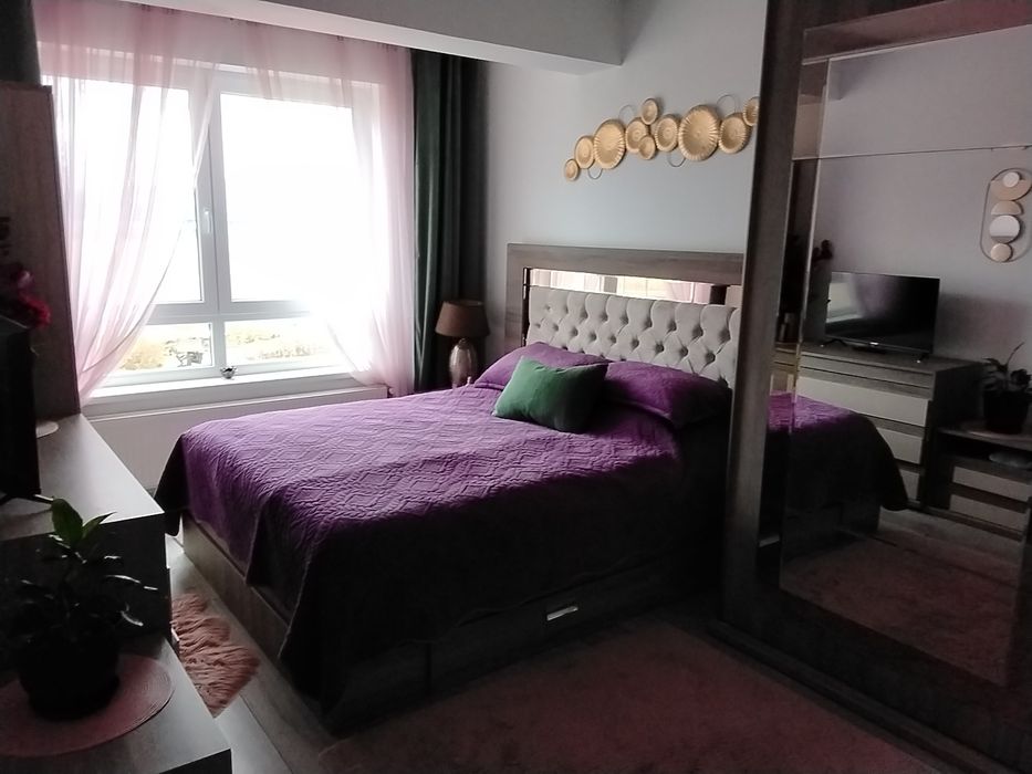 Vând apartament 3camere,81mp,modern pe strada Ghimbavului, Cristian