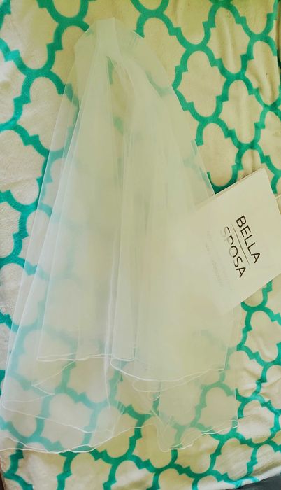 Voal alb, simplu, lungime medie