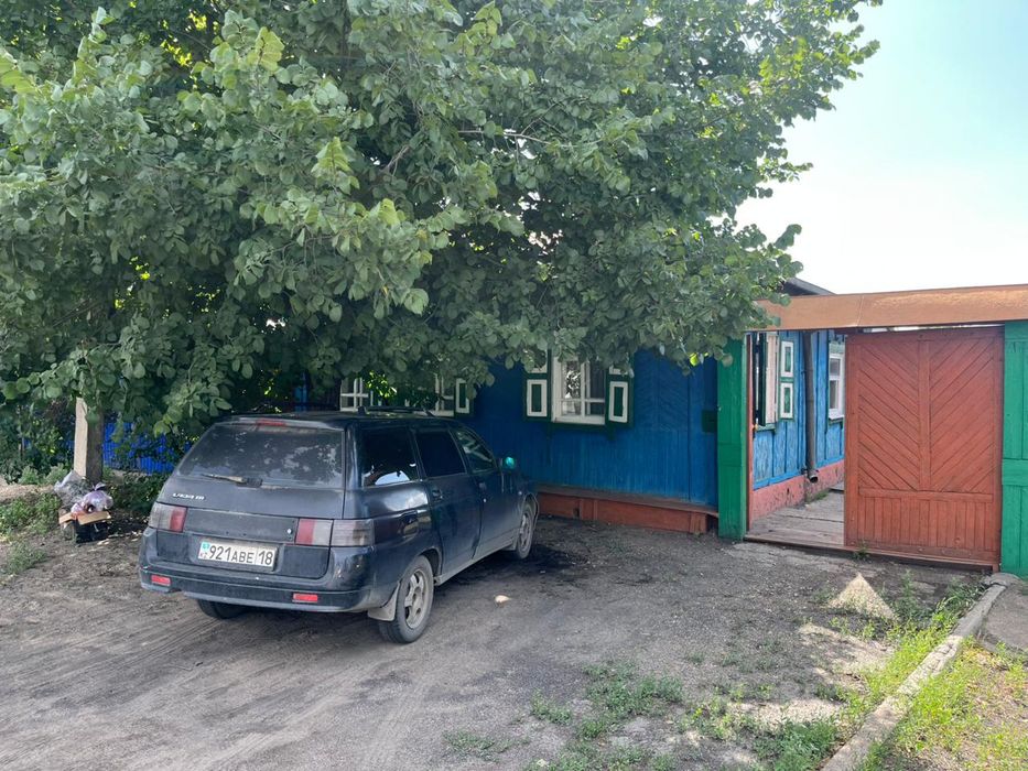 Продам дом. Район Сроства