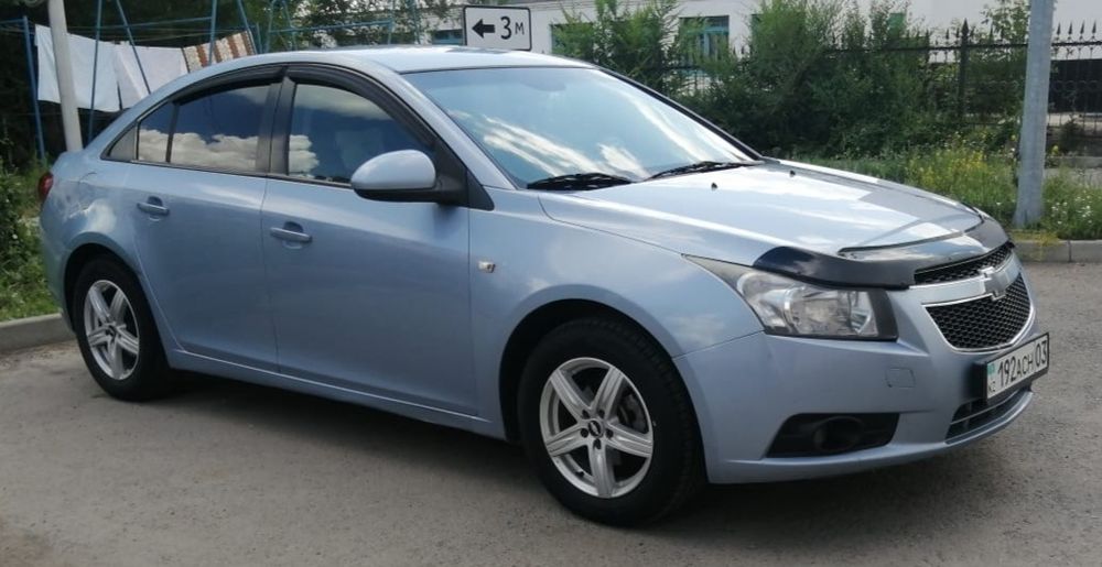 Продам Chevrolet Cruze 2010 года