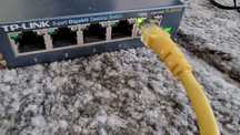 Switch Tp Link gigabit 5 porturi in stare bună de funcționare!