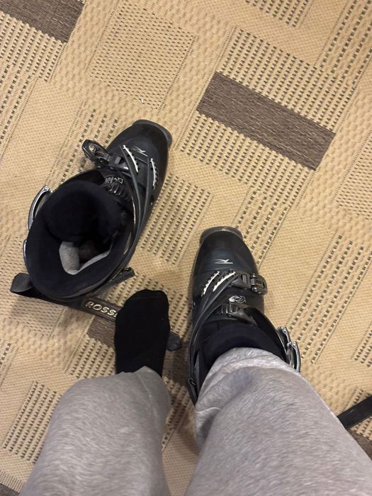 Лыжные ботинки Rossignol