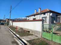 къща120 кв.м 685кв.м