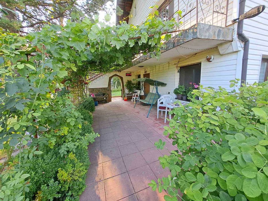 Продава се Къща в с. Големо Бучино, Област Перник - 220 кв.м за 2046 €/кв.м - Снимка #4