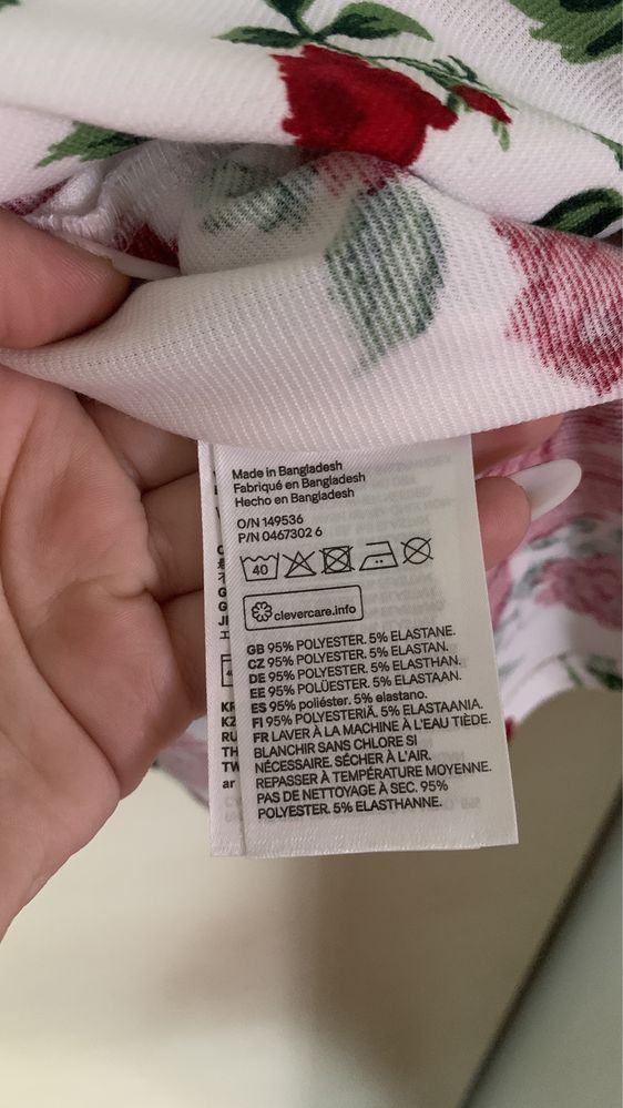 Rochiță H&M cu motiv floral