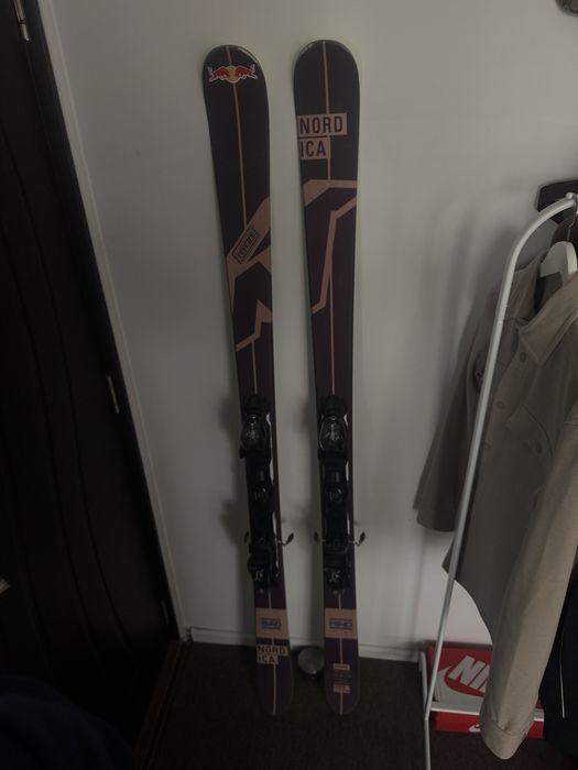 Nordica Twin Tip ски