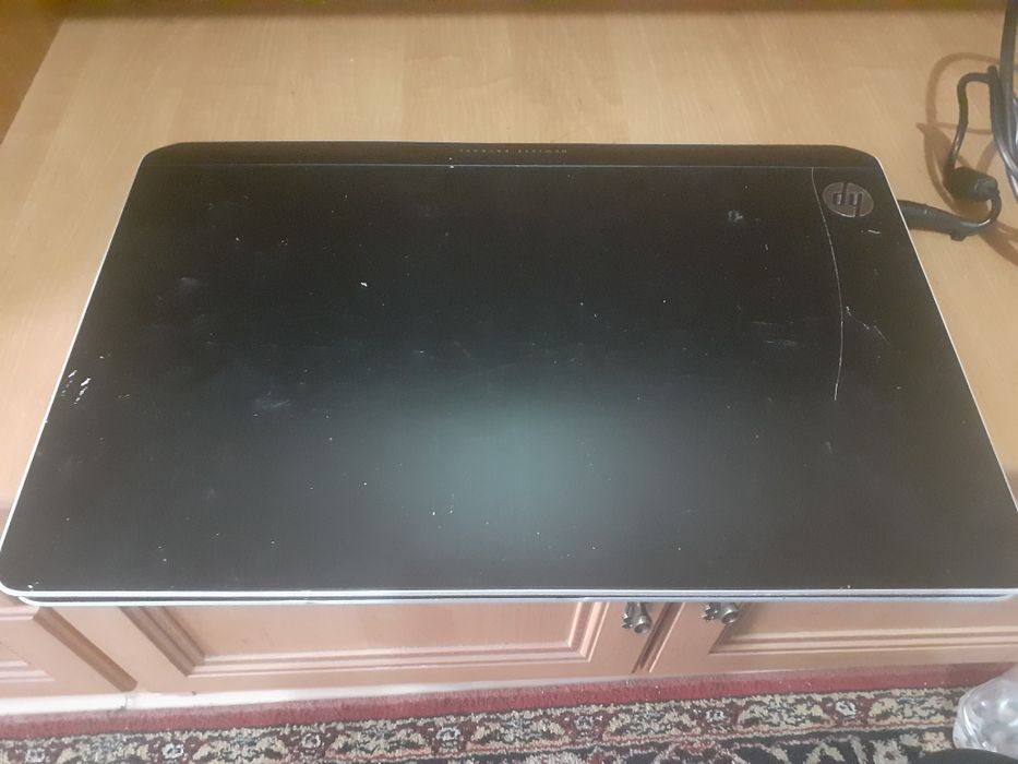 Отдам ноутбук на запчасти