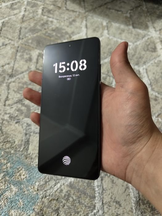 Vivo x100s, с незаметным сколом на крышке! Зарядка от 0 до 100% 35 ммн