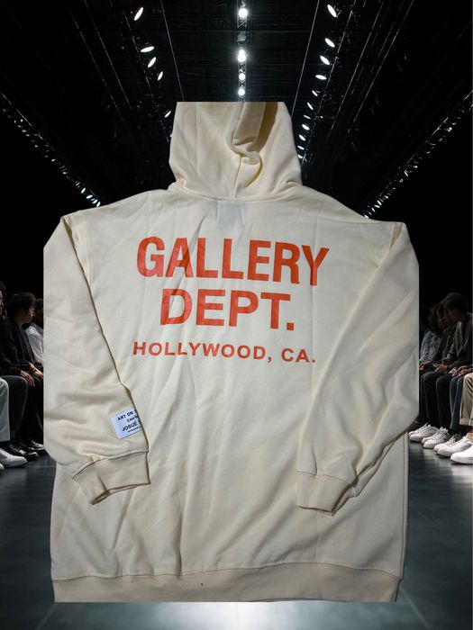 Hanorac Gallery Dept M
