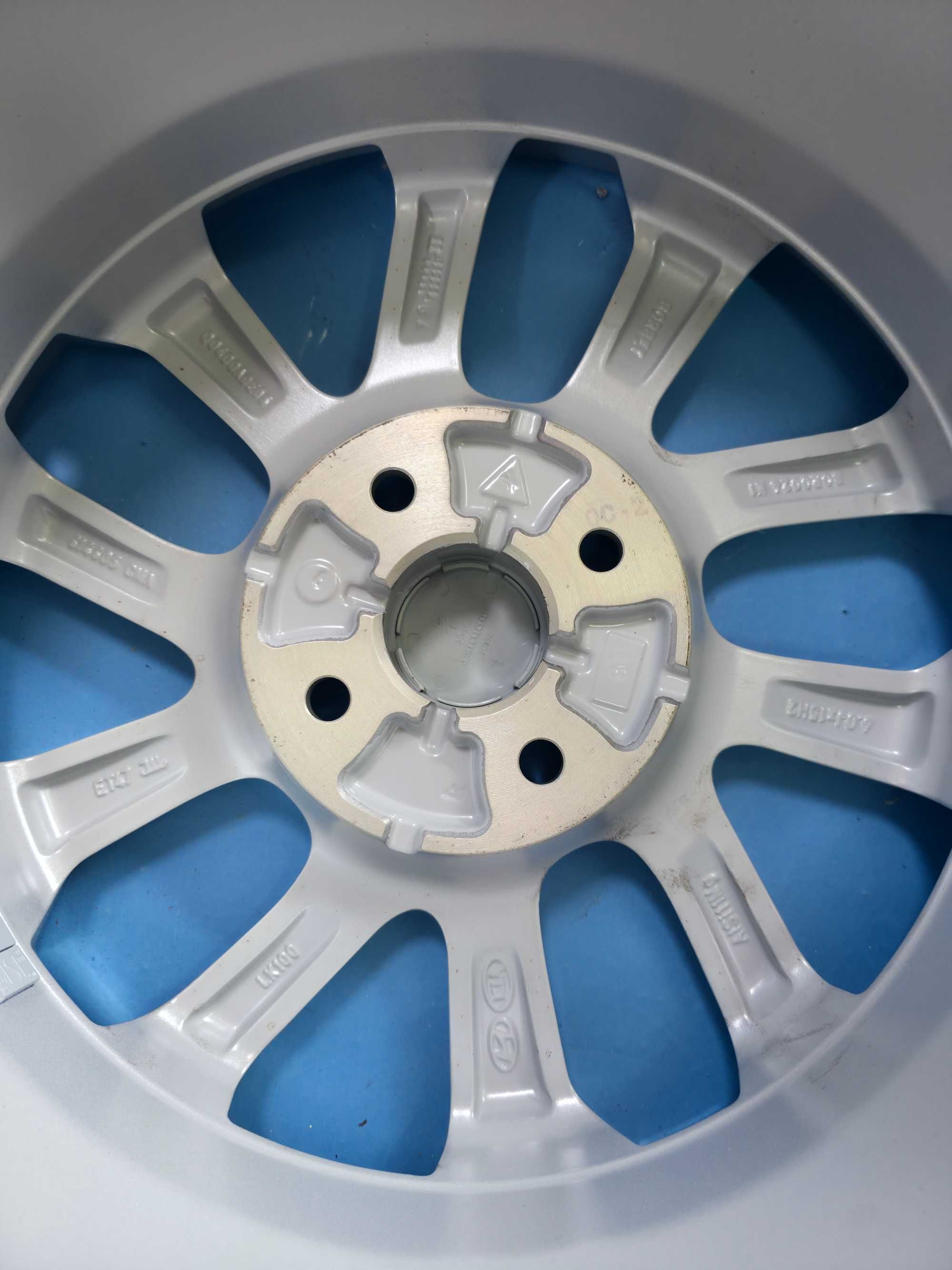 Jante Aliaj 4x100 15'' OEM Hyundai I10 I20 Accent - 6J ET 47 NOI !