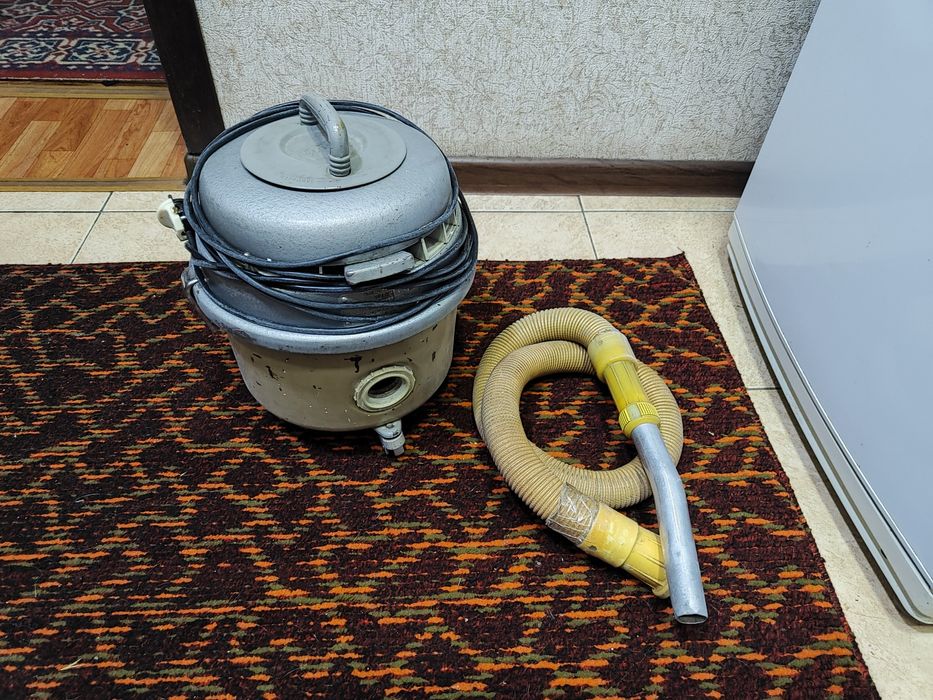 Советский пылесос