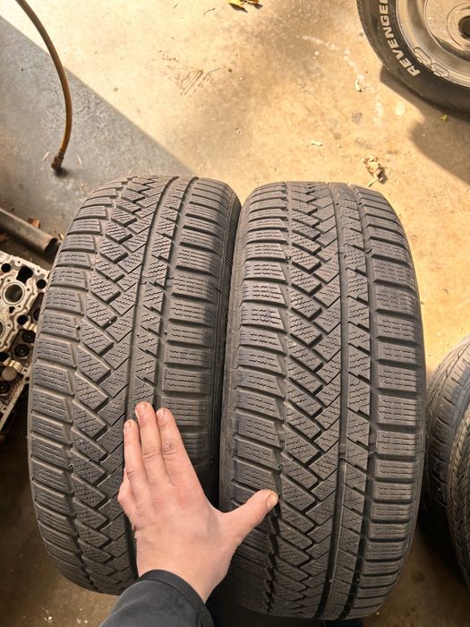 2бр 215/55/17 Continental