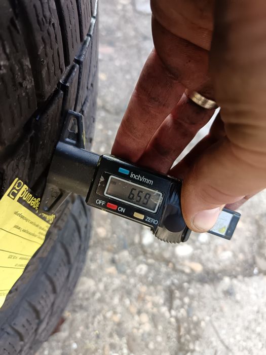 Anvelope MS iarna 225 40 18 continental 2021 și 2024 5.5-6.5mm