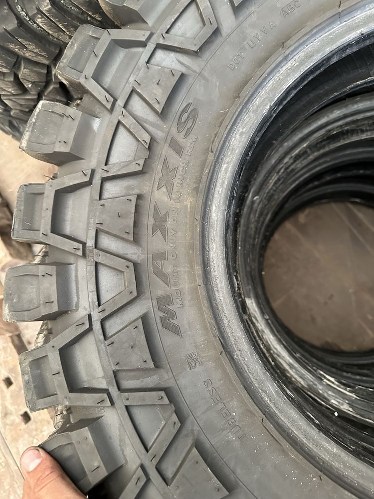 Maxxis 255/85/16