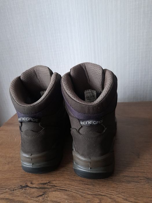 LOWA RENEGADE gore tex обувки 38 номер.