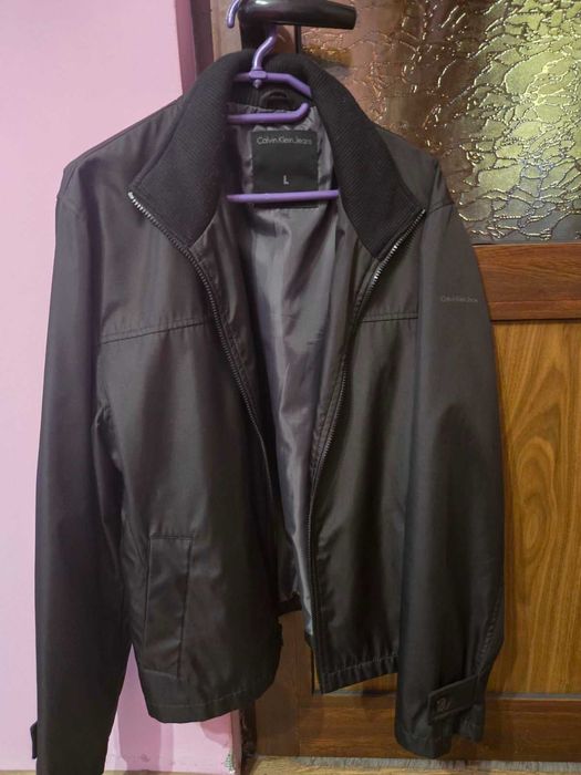 Продавам 2 броя мъжки якета