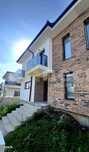 Casa duplex cu 3 dormitoare, 2 bai si curte privata, Floresti