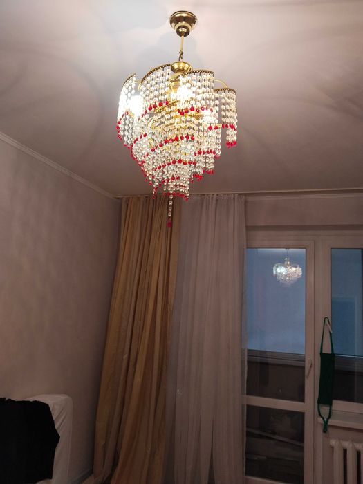 Люстра б/у в хорошем состочний