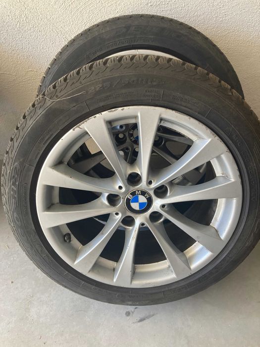 BMW джанти 17 цола, зимни гуми - 2x Good Year и 2x Debica DOT2023/2022