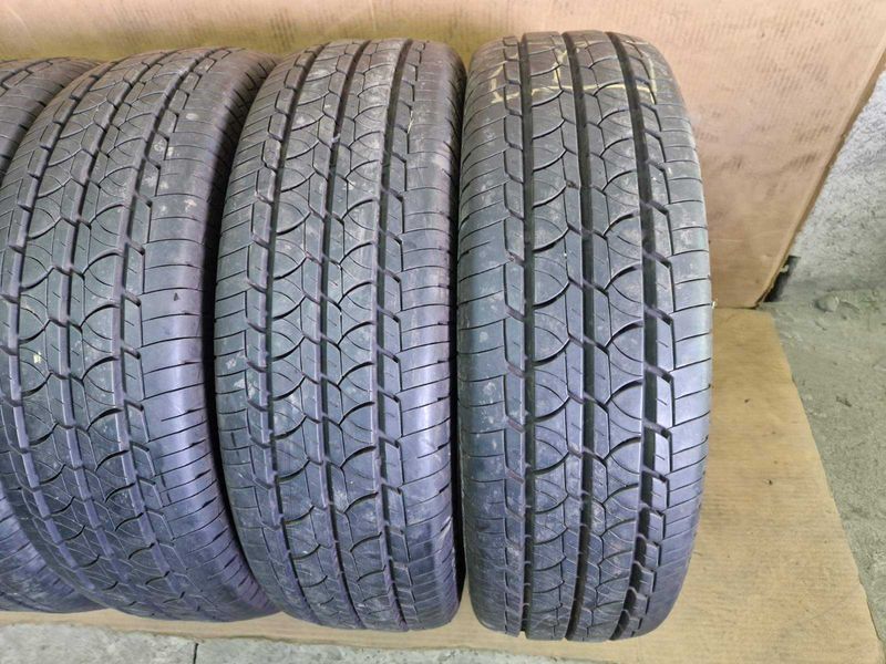 4 Barum R16C 215/75
летни бусови гуми
DOT0821