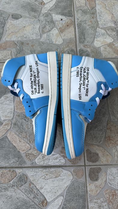 Adidasi Nike Jordan 1 High Off-White UNC Noi