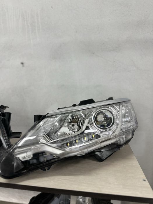 Фары Тойота Камри 55 ксенон европа