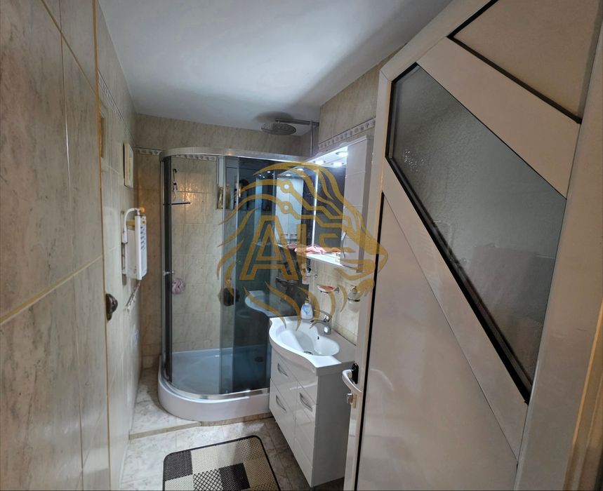 Apartament ultracentral 3 camere Campulung