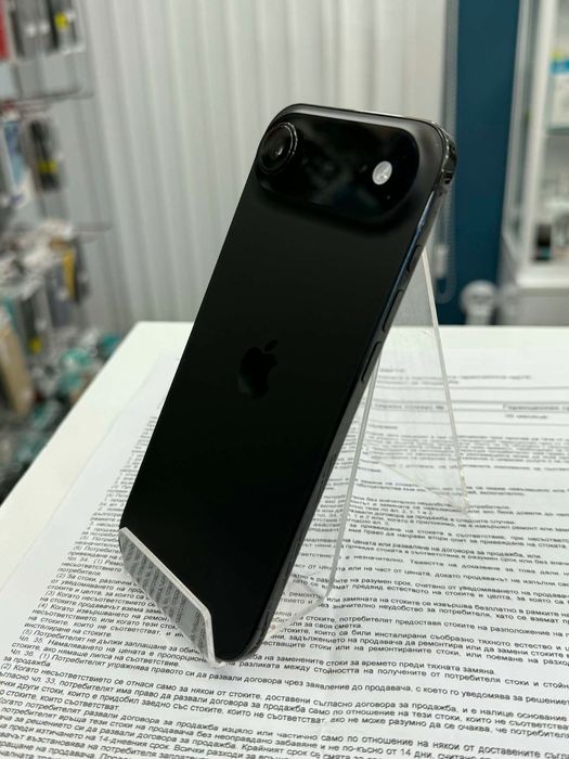 Като нов iPhone Air 256 GB Black + гаранция 36 месеца към Yettel