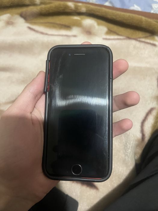 Iphone 8 64gb в хорошем состоянии