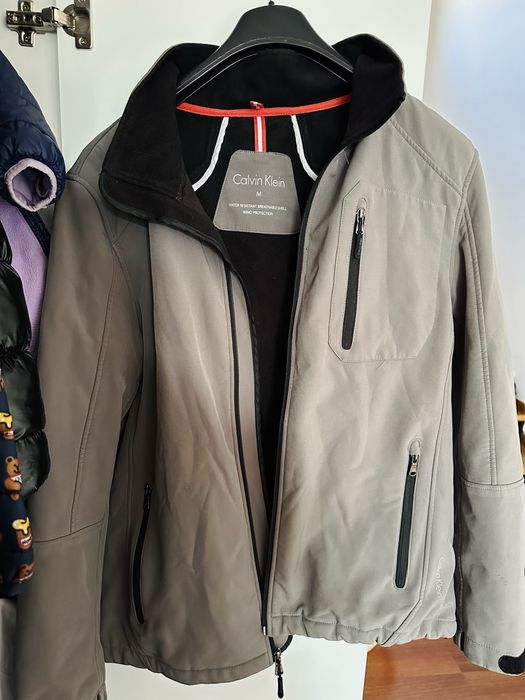 Geaca groasa Calvin Klein flausata pe interior Water Resistant