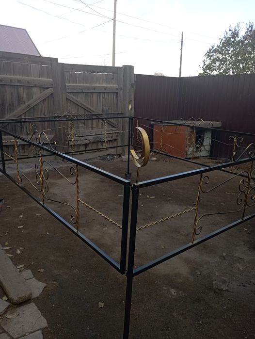 Продам оградку для могилы