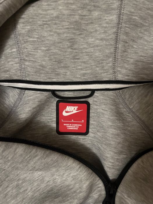 Vand bluza nike tech fleece gri marimea L