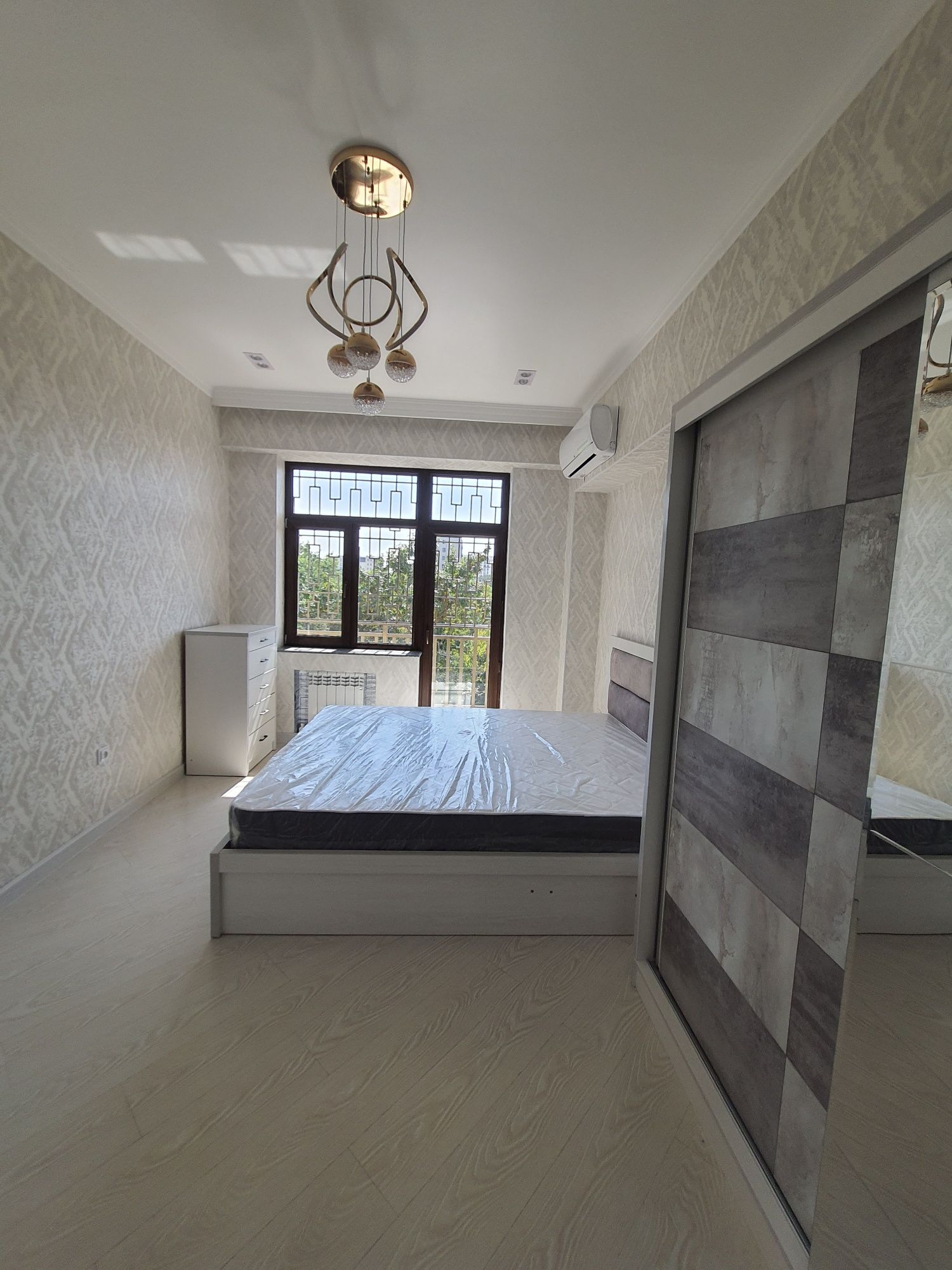 2+1 apartment for rent in Mirzo-Ulugbek district