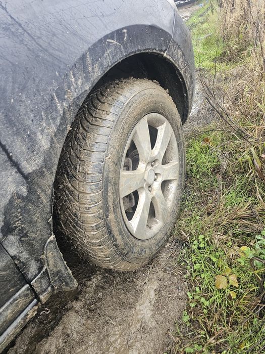 Set 4 roti cu anvelope m+s Hyundai santafe  235/60 R18