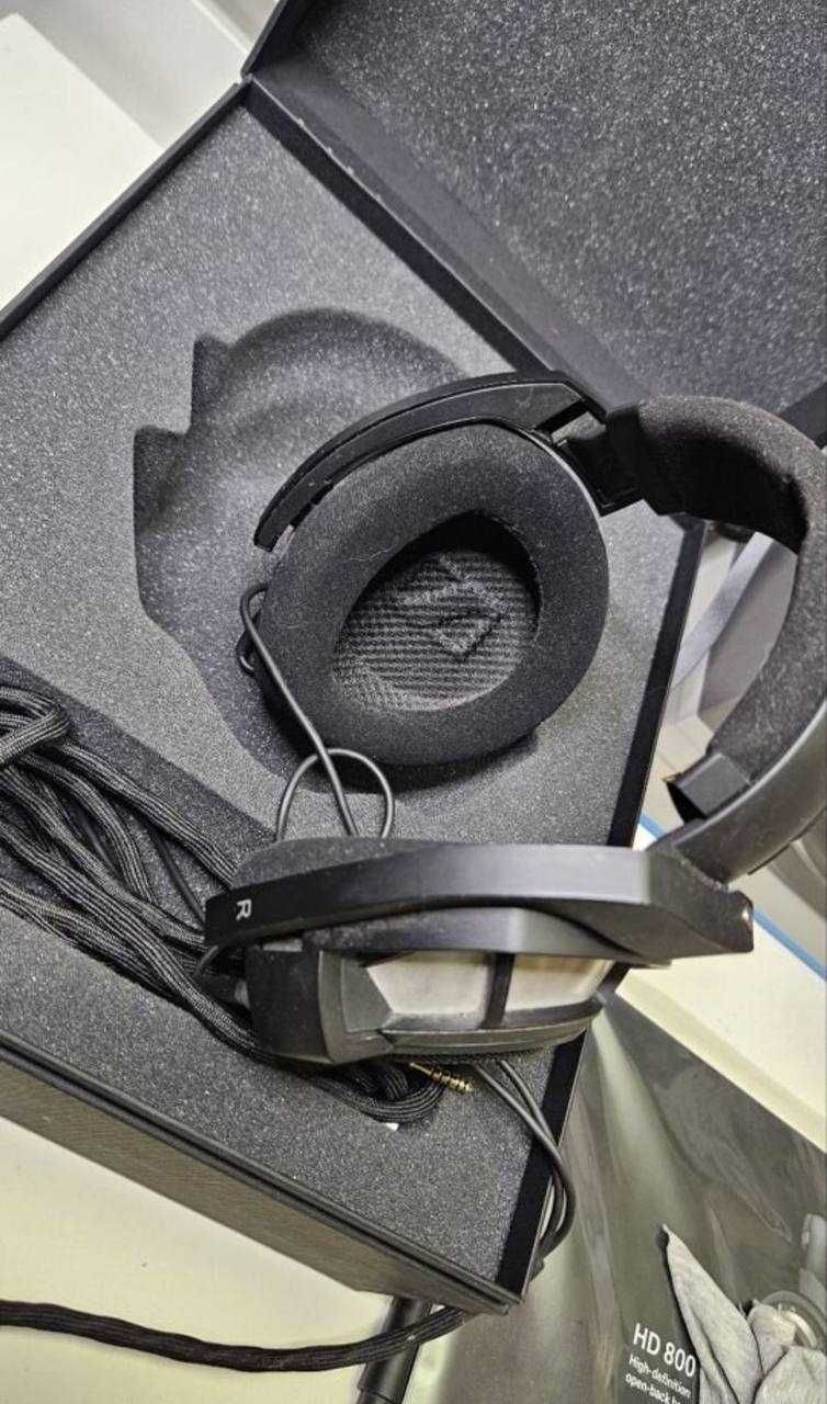 Sennheiser HD800s