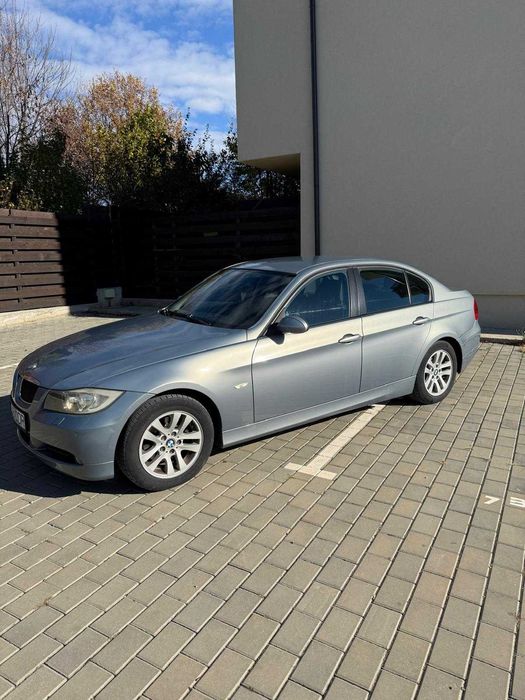 BMW Seria 3 320d e90