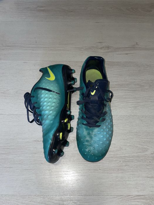 Nike Magista бутонки