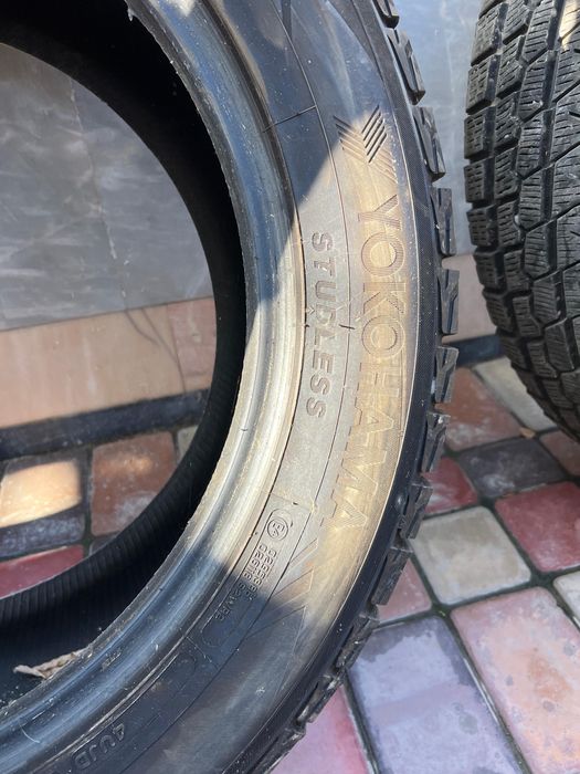 Продам зимние шины 285/50 R20 Yokohama IceGuard G075