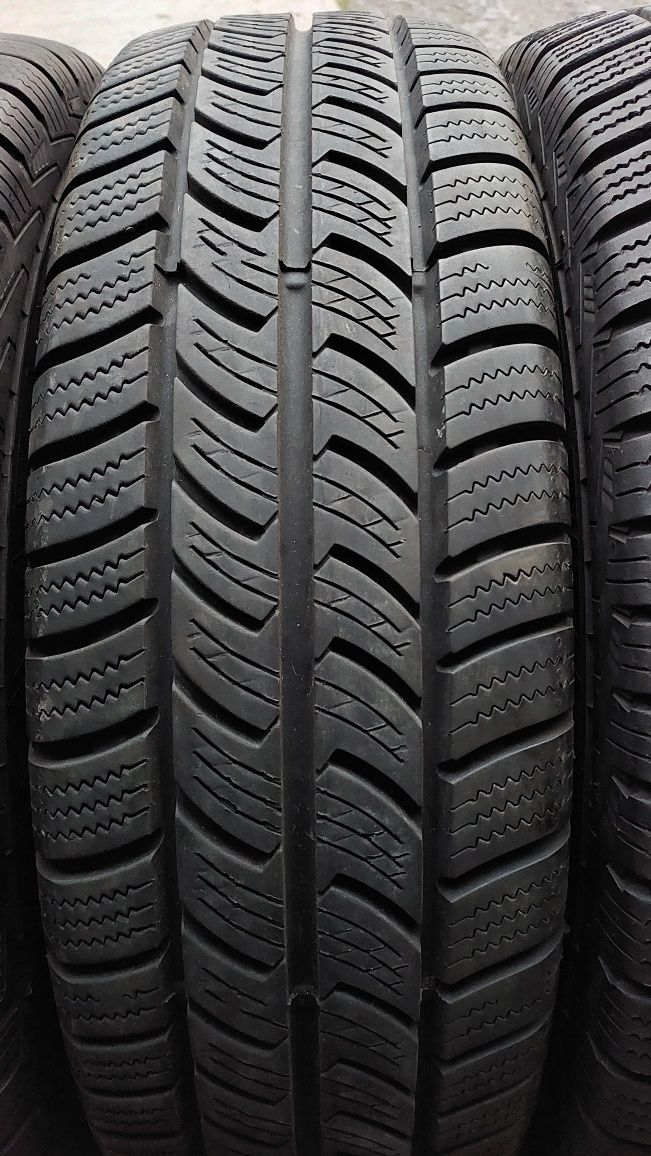 Зимни гуми за Бус 205/75/16 C Continental VancoWinter 4 броя