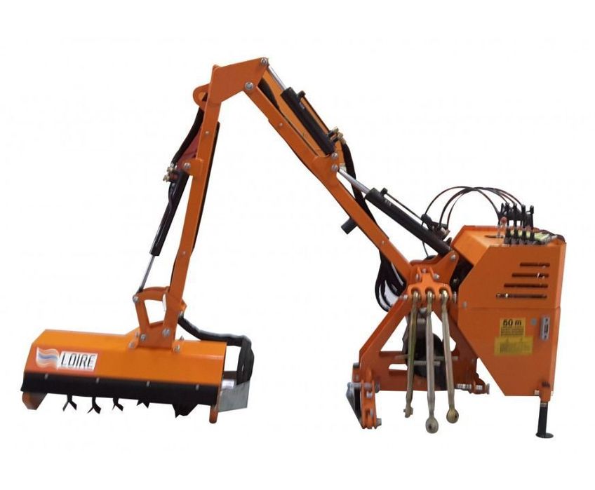 Tocatoare pe braț lateral tractor