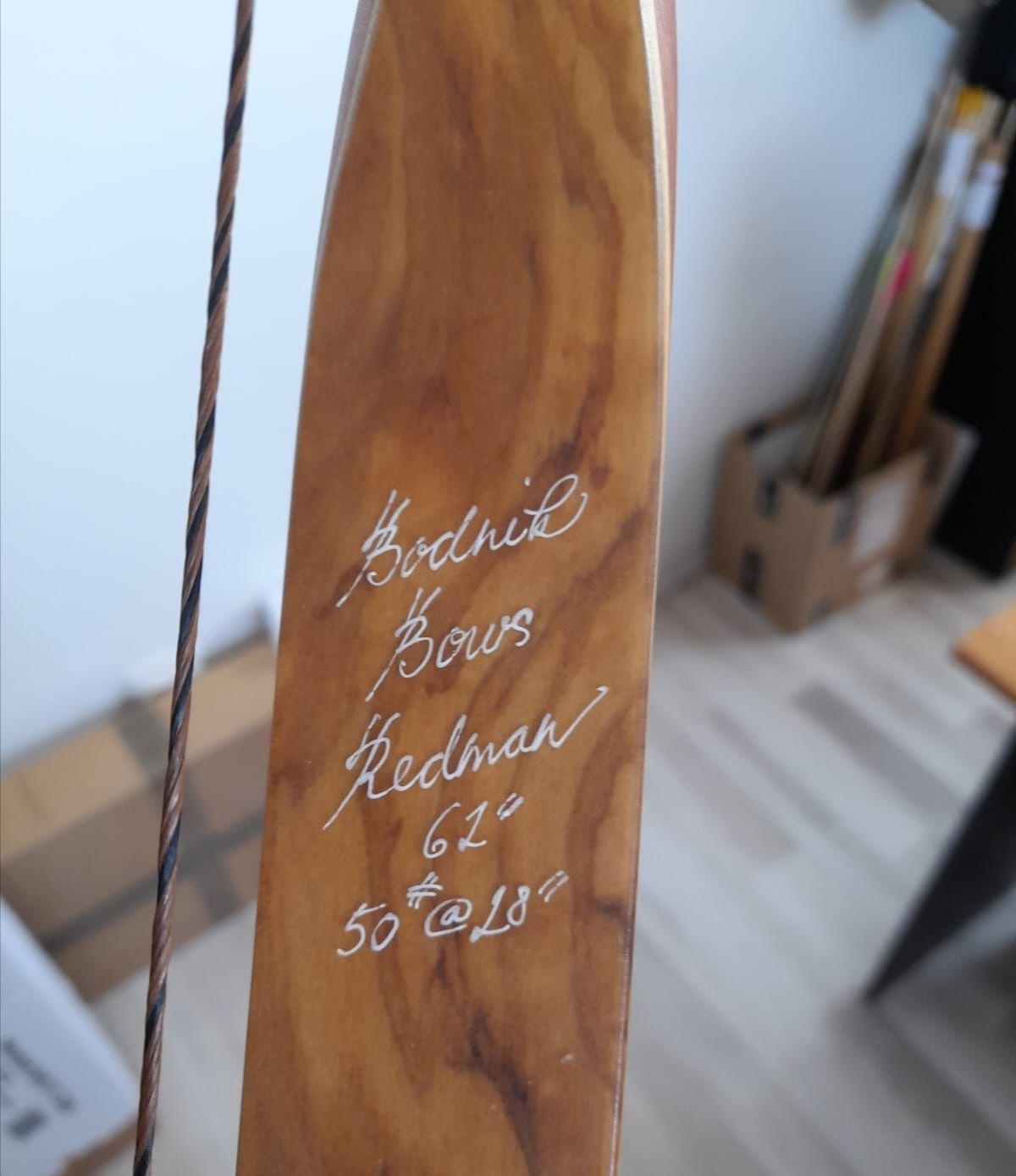 Bodnik custom Redman 50lbs arc cu săgeți recurve